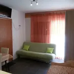 Lara Daire Drvenik (Split-Dalmatia)