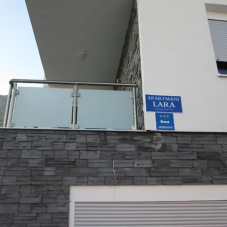 Lara Drvenik (Split-Dalmatia)