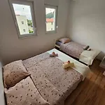 아파트 Lara 드레베니크